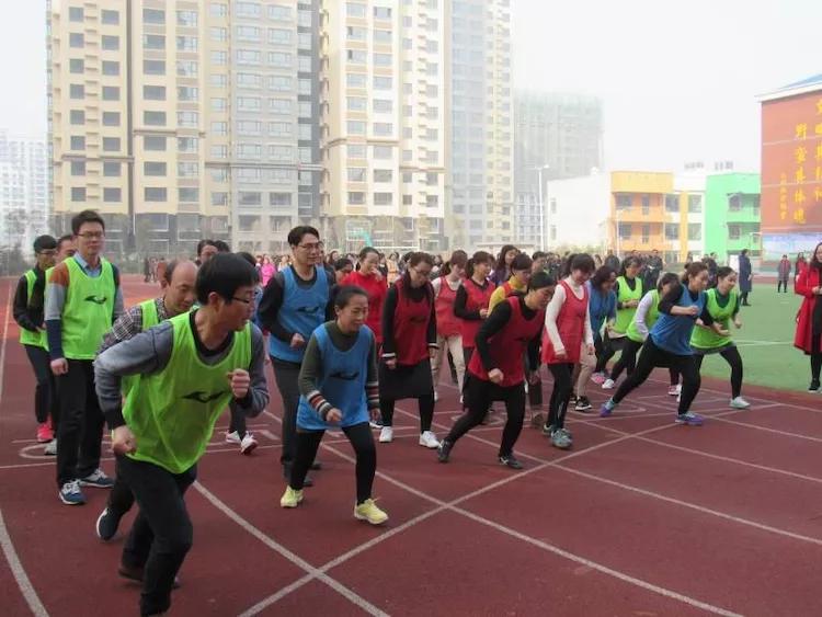 虎跃龙腾迎新春,虎跃龙腾扬帆起航