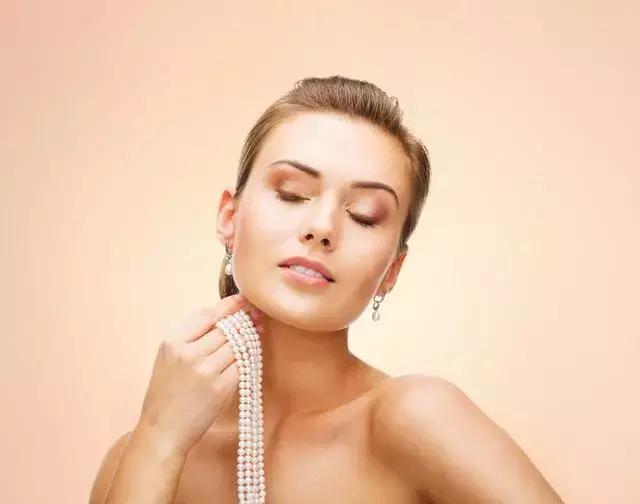 谨慎春季湿气入侵！金饰、钻饰不保养，两个月后成废品