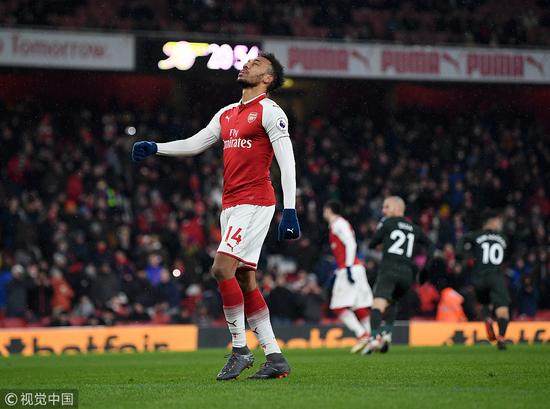 奥巴梅扬阿森纳时期,奥巴梅扬是巴萨引援吗