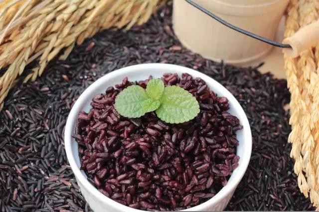 大米生虫怎么解决,大米多久会出现米虫