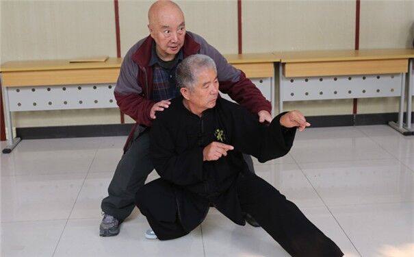 周比利和泰森对打谁厉害,周比利大战螳螂拳