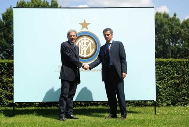 米兰德比神级逆转,米兰德比时隔18年再次上演