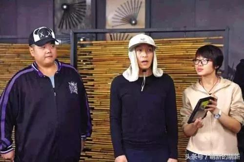 星爷电影讽刺娱乐圈,星爷拍过的电影中讽刺过很多东西