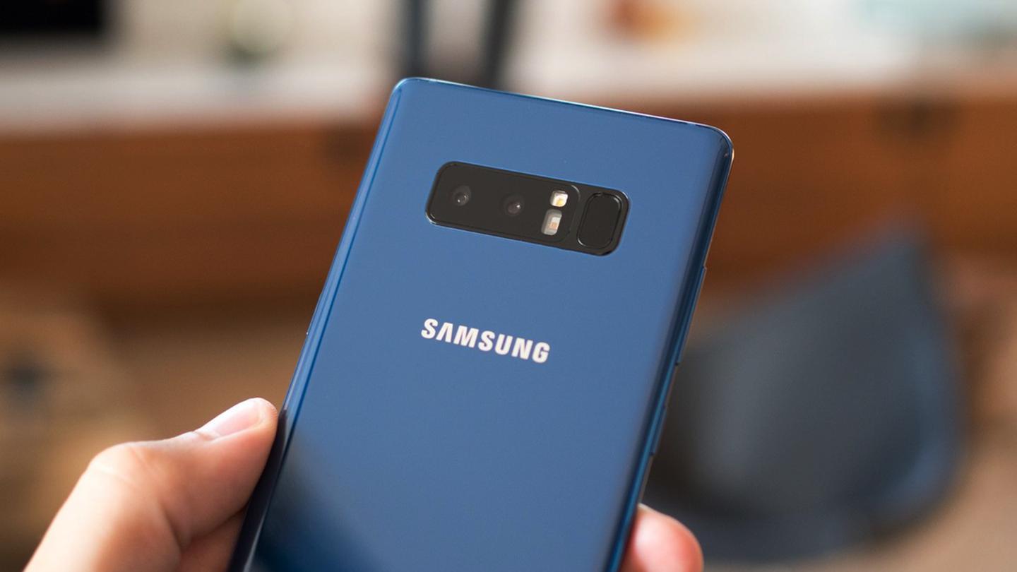 三星手机a52值得购买吗,三星手机哪款值得入手防水