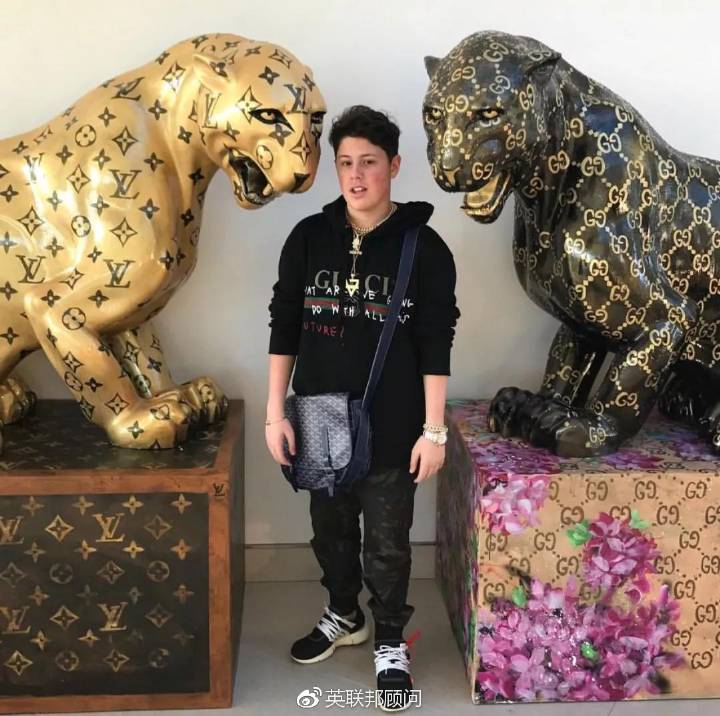 如果你喜欢奢饰品,来看看这波富炫的,吓掉了本佛系青年的保温杯