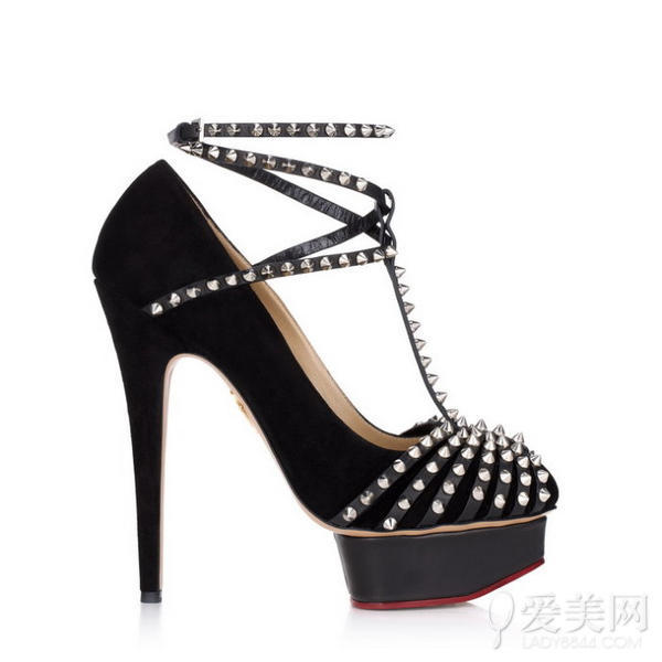 新鞋磨脚最好的小窍门,穿新鞋磨脚后跟是什么原因