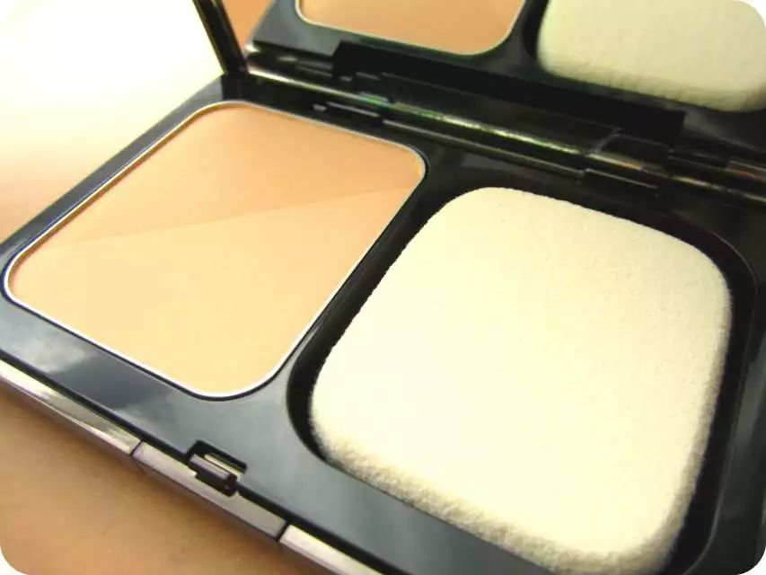 娇韵诗焕白淡斑精华孕期可用吗,孕期娇韵诗的产品都可以用吗