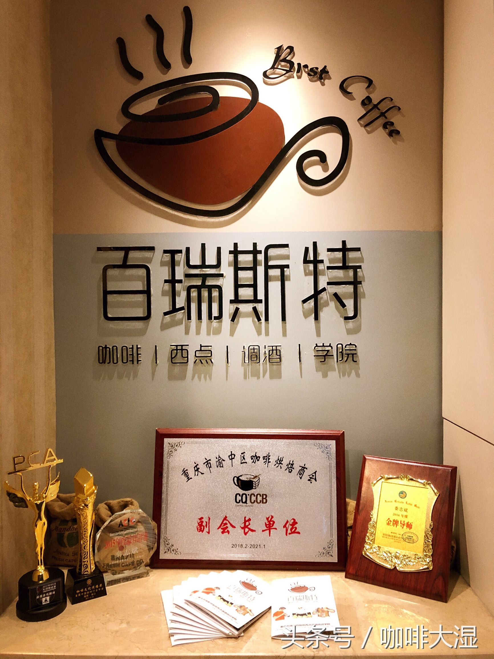 慕斯蛋糕怎样做的松软好看,制作慕斯蛋糕都需要什么