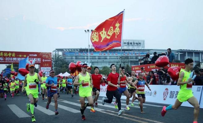 9岁小孩挑战马拉松,马拉松9岁小朋友