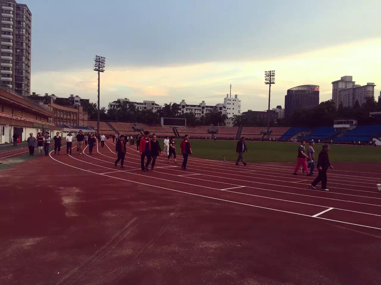 杭州十年前的最美跑道对比,杭州最美跑道全新亮相