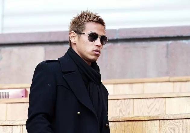 日本足球场上最帅的球员,日本足球帅哥球星