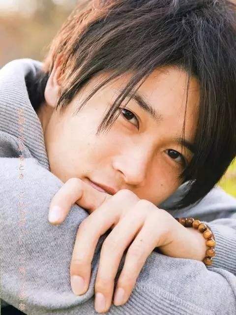 日本足球场上最帅的球员,日本足球帅哥球星