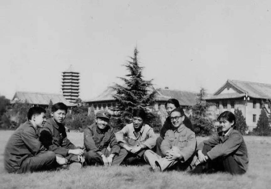 没有网络的年代是多么快乐,没有网络的大学生活