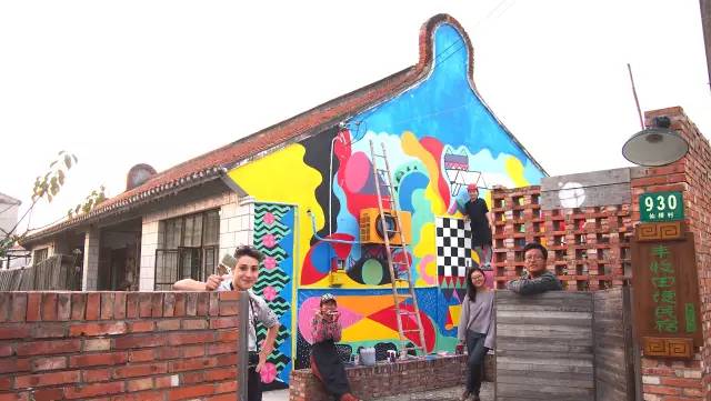 暂时逃离全是回忆的城市,暂时逃离城市的喧嚣和纷扰