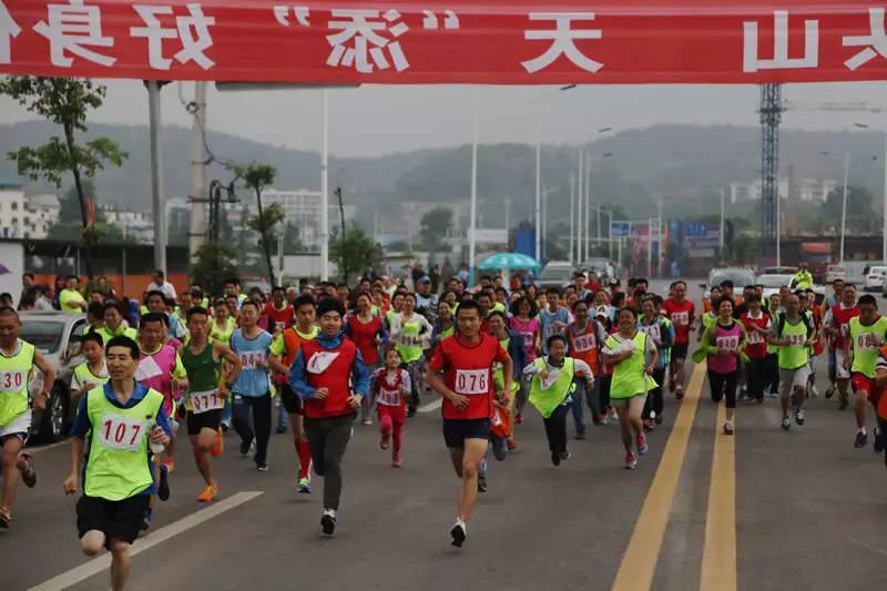 宜宾开放式健身训练营,宜宾健身俱乐部在哪里