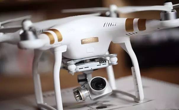 宇辰晚报|2016CESAsia开幕VR、机器人与无人机成为主旋律