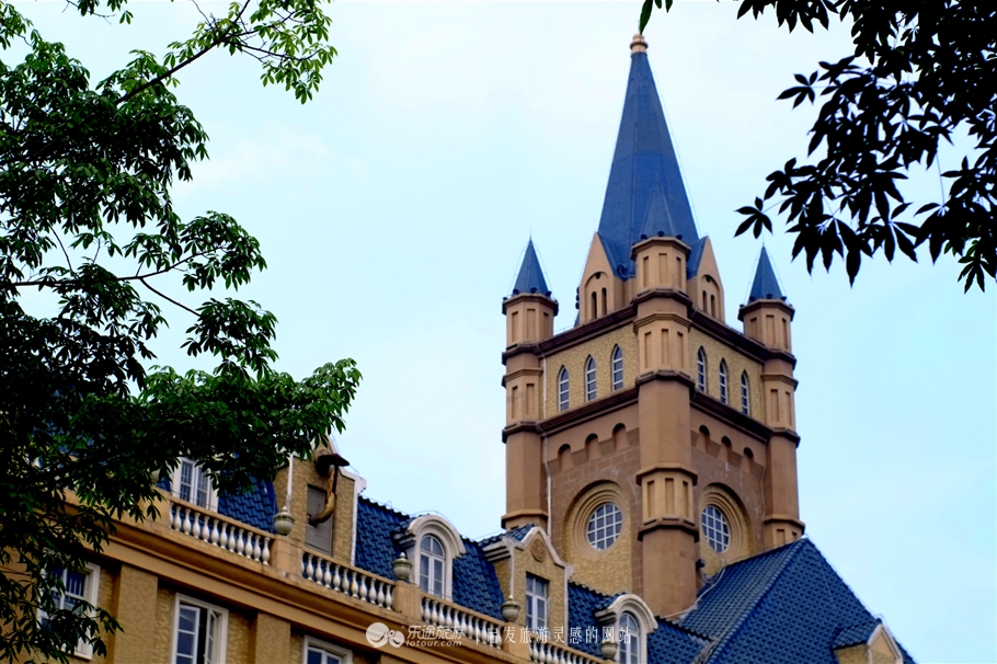 走进足球世界,走进足球赛场