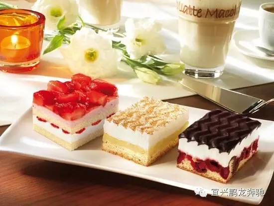 开着豪车游西湖,开着豪车去酒吧溜达