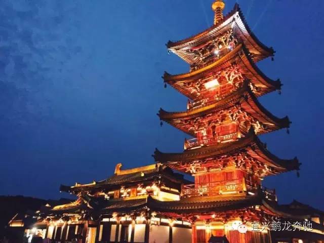 开着豪车游西湖,开着豪车去酒吧溜达