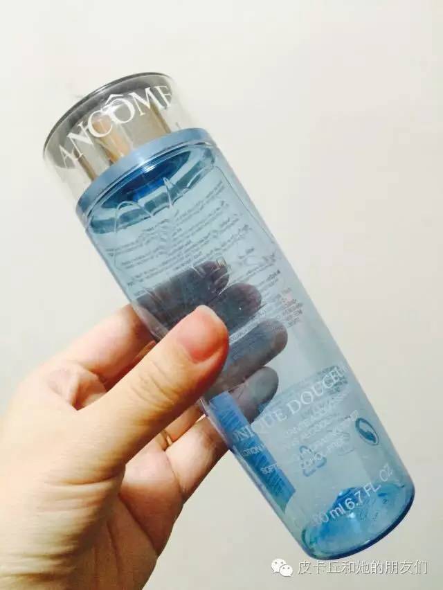 会生活悠悠夏日慢养肤，十八线女明星网红元的护肤贴