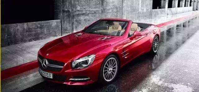 开着豪车游西湖,开着豪车去酒吧溜达