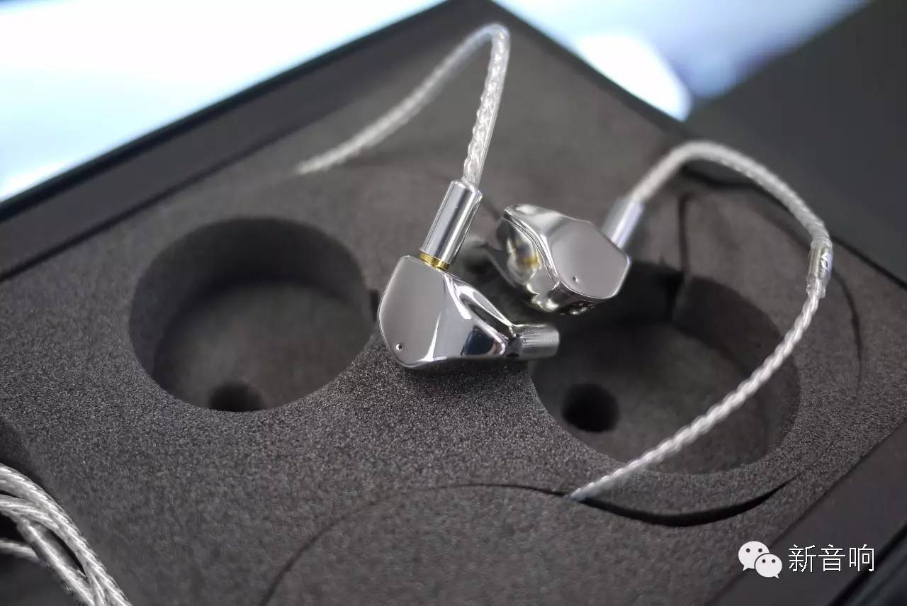 我爱发烧：香港耳机随身卖场游记之-JABEN篇