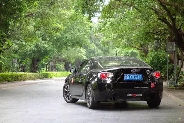 被YYP夸到天上去的86/BRZ，其实缺点也是一大堆