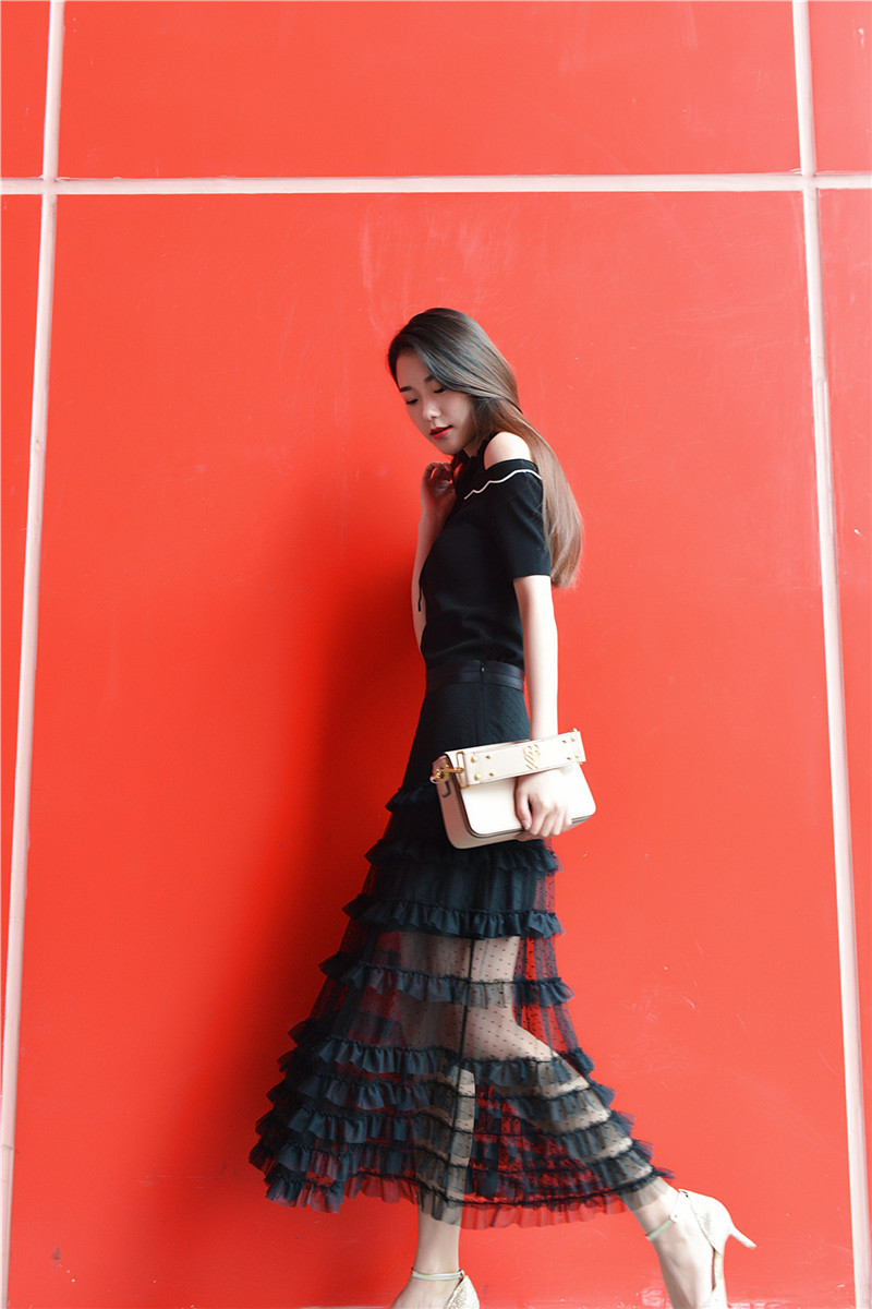 重庆解放碑街拍美女最新,解放碑每天美女街拍时间