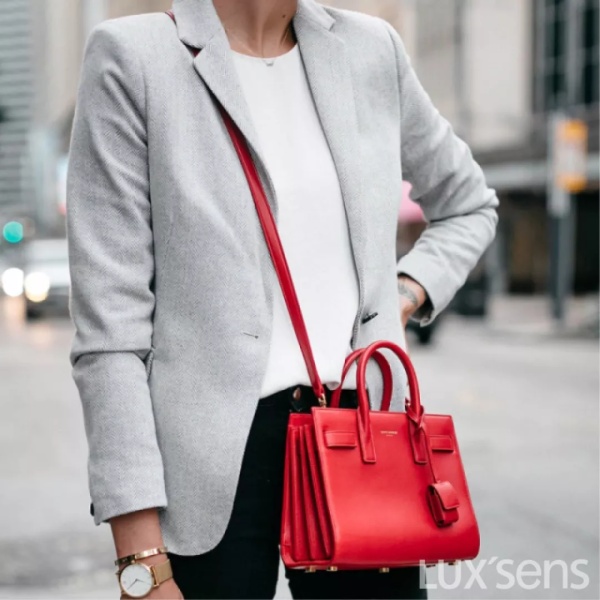 ysl圣罗兰包最新款,ysl圣罗兰夜皇后香水口红气垫礼盒