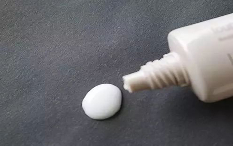 妆前隔离霜的正确使用方法,妆前隔离霜和防晒霜先用哪个