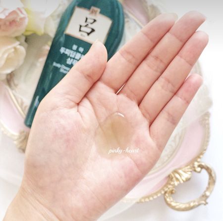 一天不用洗发水就很油,洗发水一天不洗就油是什么原因