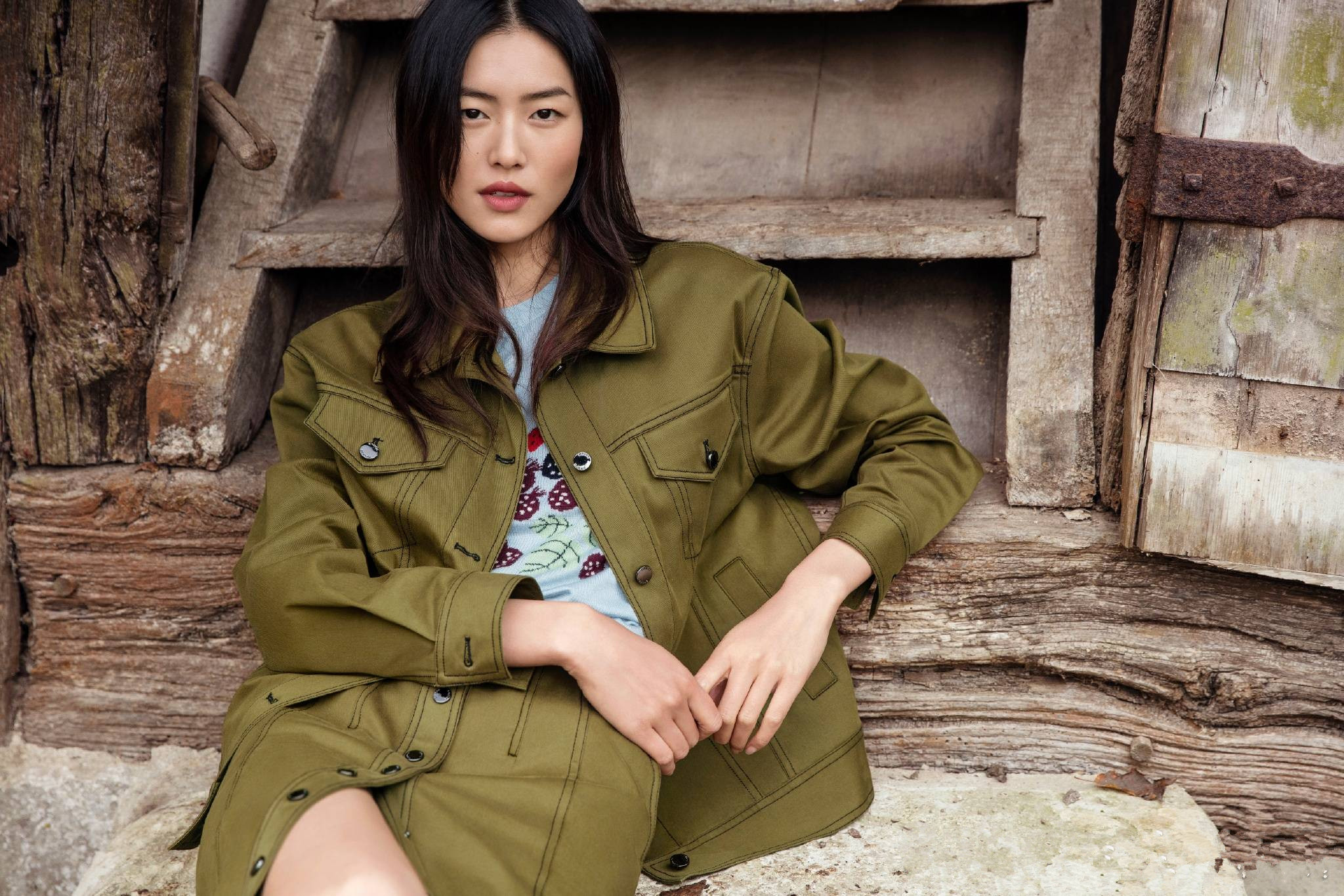 不掉色不沾杯口红推荐紫豆沙色,化妆包必备的口红