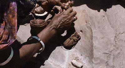 国外十大残忍酷刑 (世界上的残忍酷刑)