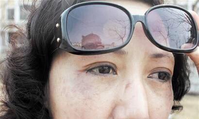 1.8元唇釉、2.5元面膜、三无护肤品，“毁容”没商量！