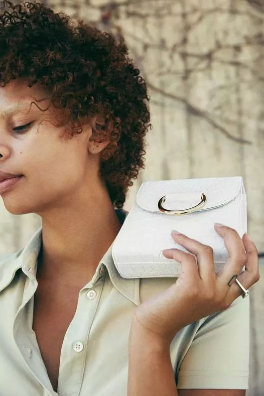 适合秋冬的轻奢小众包包,又好看又洋气的包包爆款