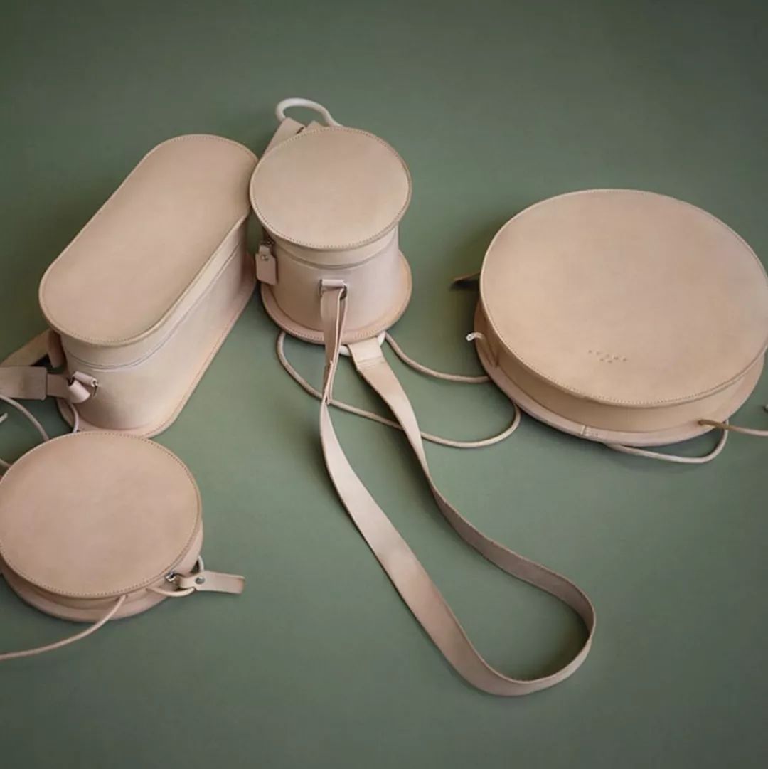 适合秋冬的轻奢小众包包,又好看又洋气的包包爆款