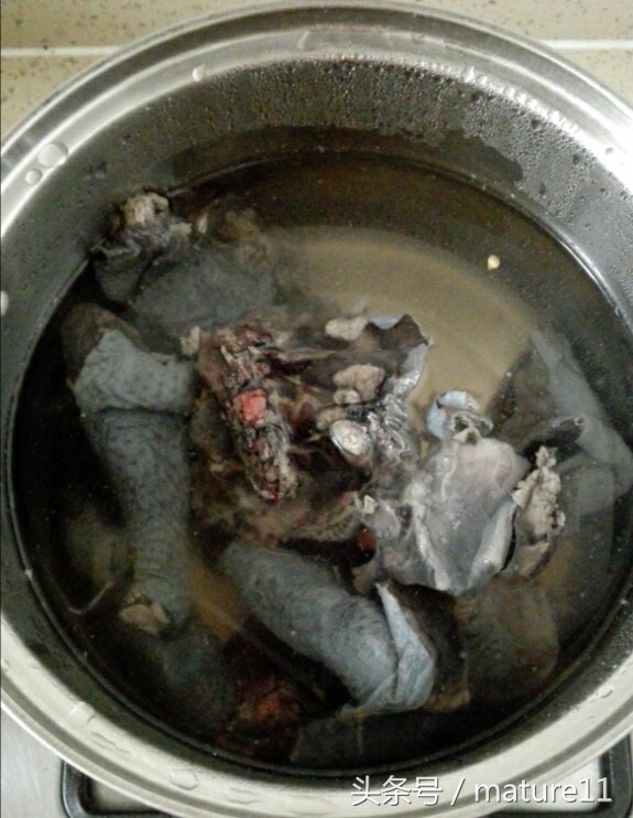 夏季喝了皮肤气色越来越好的汤,女人必喝的一碗补水养颜汤