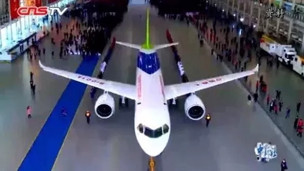 法治V早报：外卖平台违法销售香烟*草烟**专卖局将查处