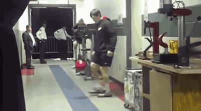 171位选中却豪取大满贯，热爱足球的达秋克如何变成冰球魔术师？