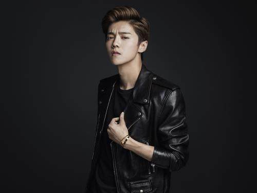 说好的喉结控：白敬亭温柔鹿晗深沉，让*欲人**罢不能的却是他