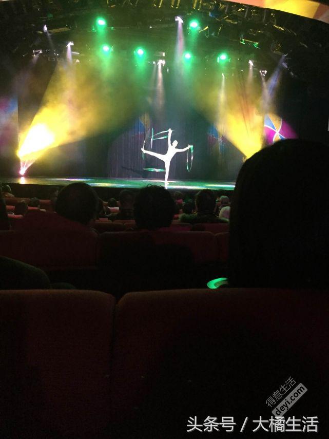 一大一小说走就走的邮轮行