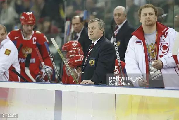 171位选中却豪取大满贯，热爱足球的达秋克如何变成冰球魔术师？