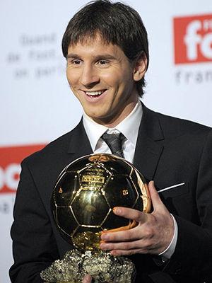 梅西和c罗十年独霸金球奖的神话,11-12赛季梅西和c罗数据对比