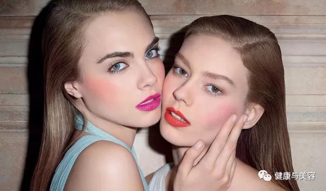 秒变宝宝脸,最自然显脸小的腮红