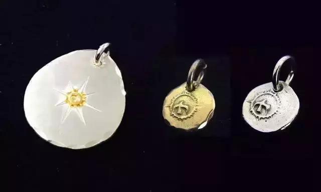 不是我吹，这家珠宝店你排一个星期的队都进不了店