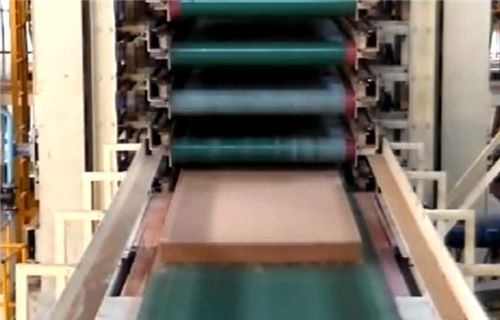 爱格板材是颗粒板吗,露水河康养板和爱格板的区别