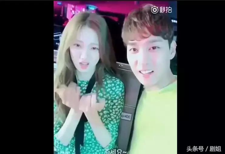 两人恋情实锤,被曝恋情后现身