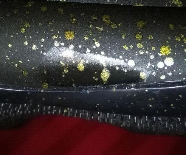 溢胶会影响球鞋质量吗,361的球鞋溢胶正常吗