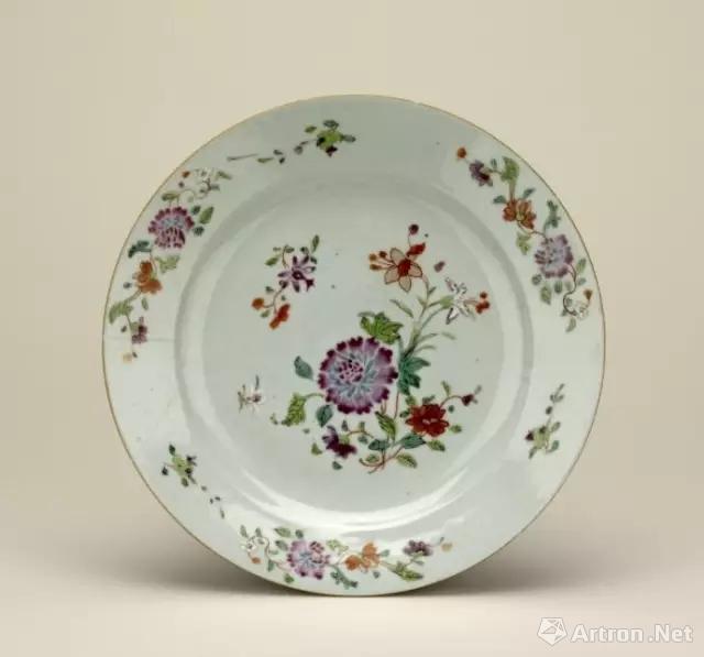 有关乾隆粉彩的六大特征，精品明清官窑可送北京保利北京翰海