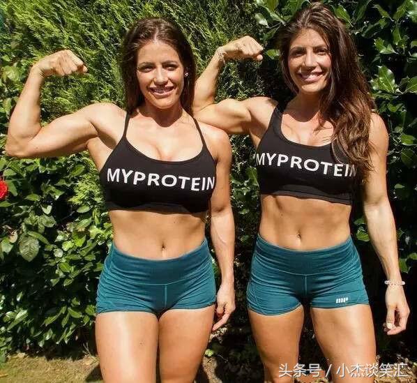 双胞胎姐妹同时爱上男孩,双胞胎姐妹同时爱上小伙